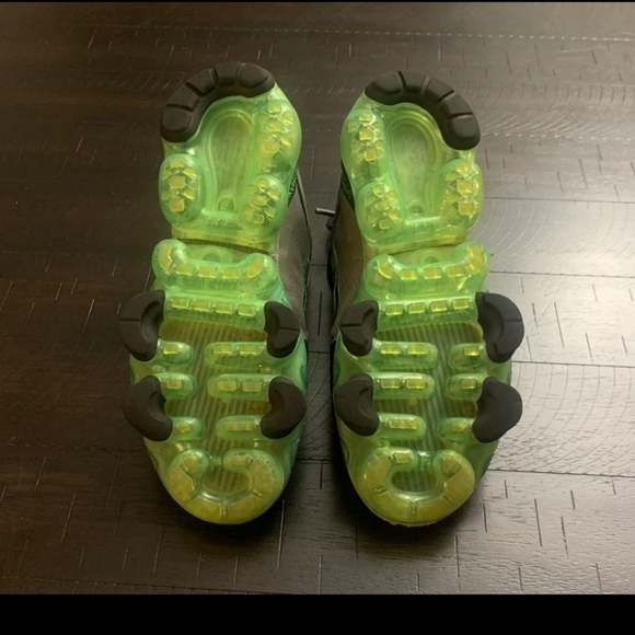 Nike 4.5 Air VaporMax Scream Green Shoes - Picture 8 of 11